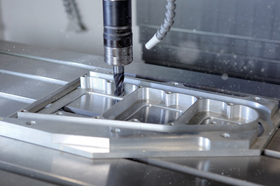 お客様で特注ＣＮＣ加工アルミの部品